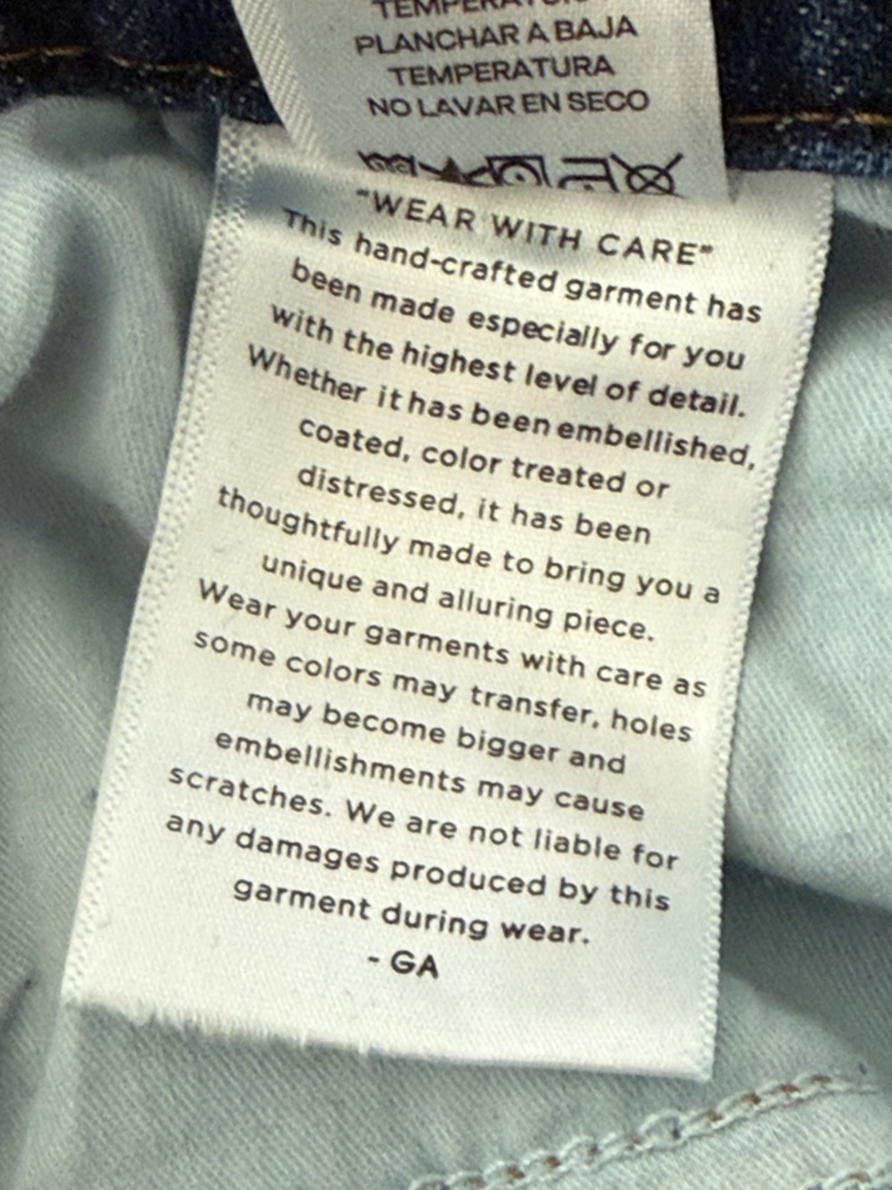 GOOD AMERICAN Good Classic Bootcut Jeans - Picture 6 of 8